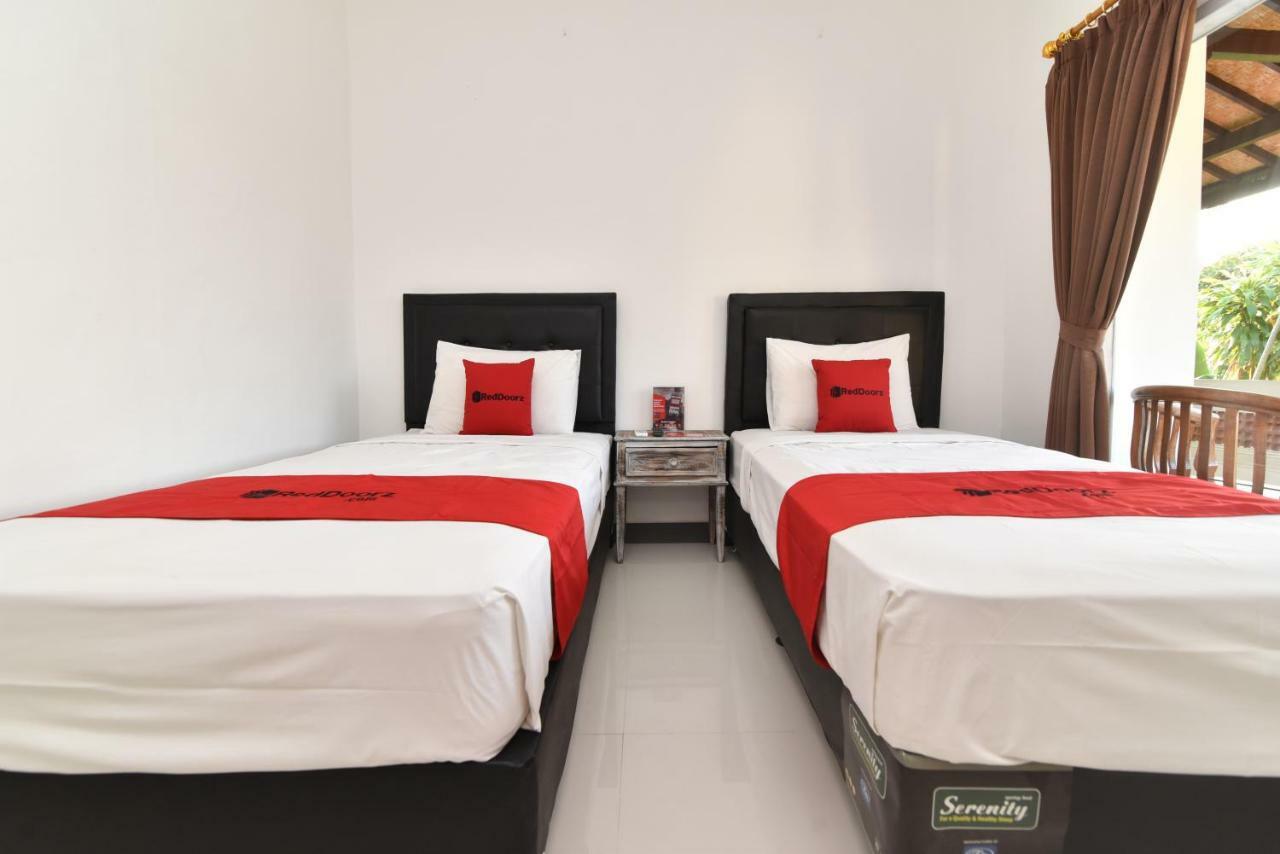 Wisma tamu Reddoorz Near Tanjung Benoa